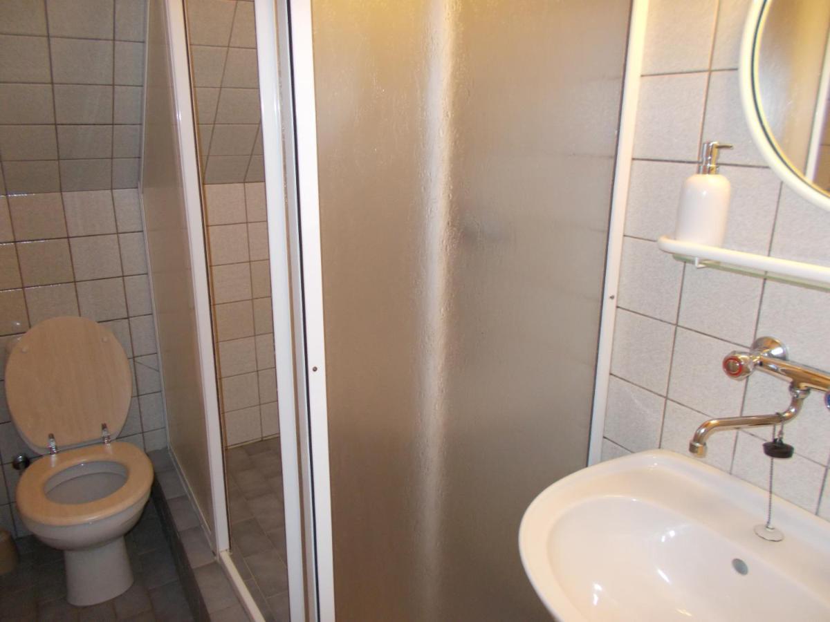 Pension Tara Teplice nad Metují エクステリア 写真